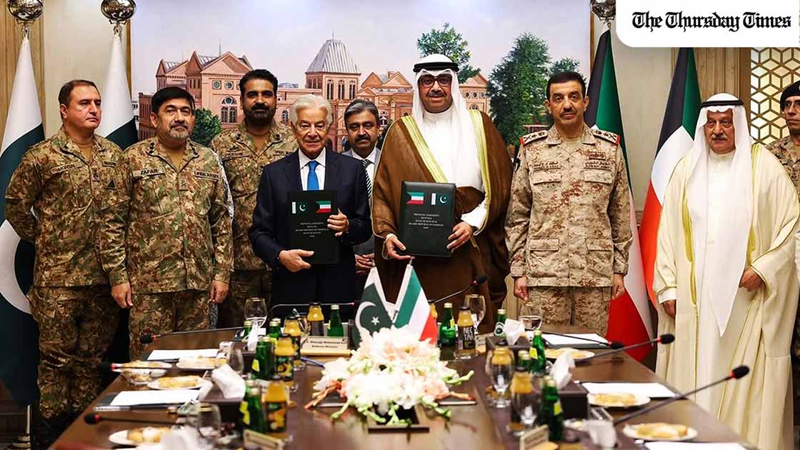 Kuwait signs new defence protocol with Pakistan, the fourth Gulf or Middle Eastern state to expand security ties with Islamabad in under two years. — FILE