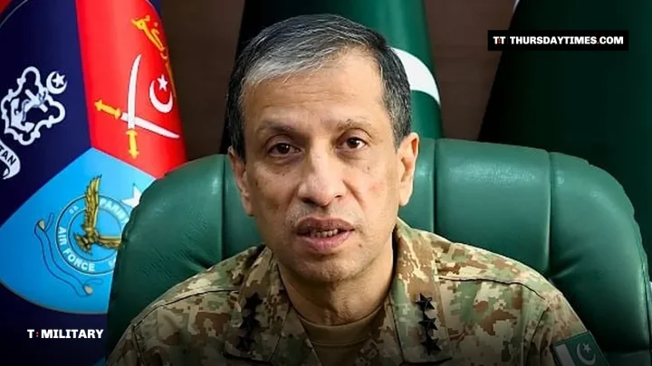 DG ISPR Lt Gen Ahmed Sharif Chaudhry speaking in uniform